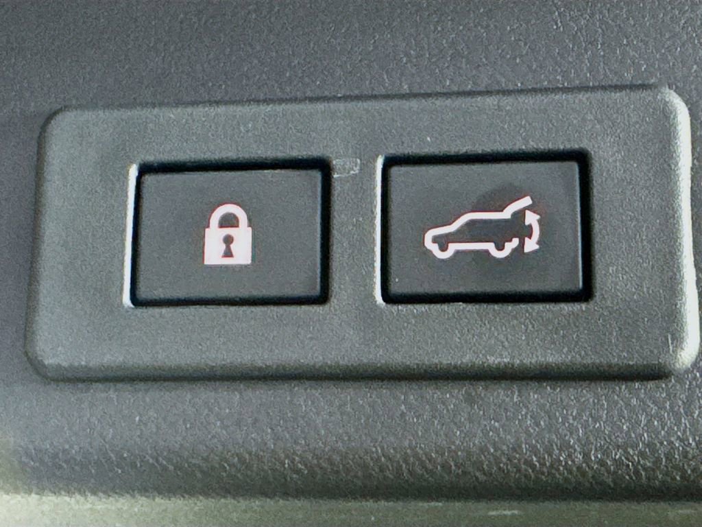 Used 2023 Subaru Ascent Onyx Edition Limited image 32