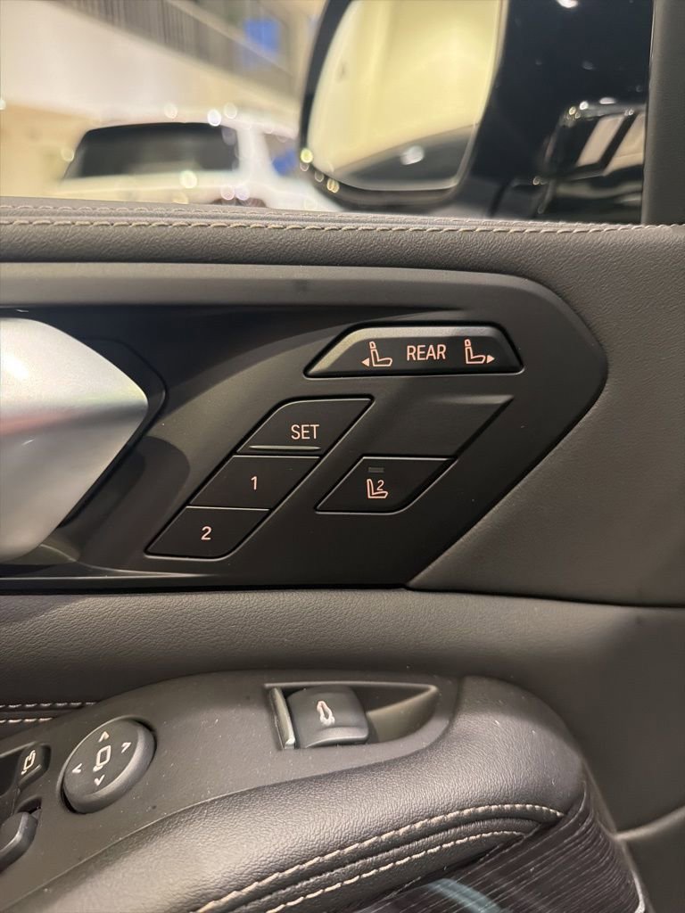 New 2026 BMW X7 xDrive40i w/ M Sport Package image 27