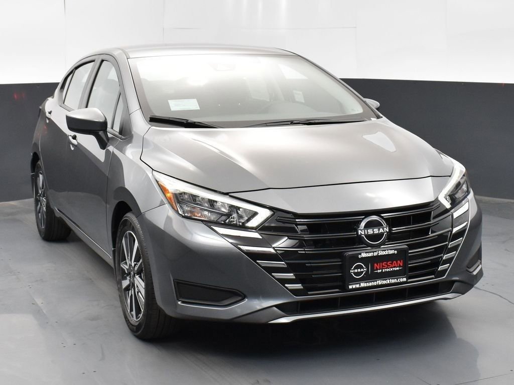 New 2025 Nissan Versa SV w/ Trunk Package image 2