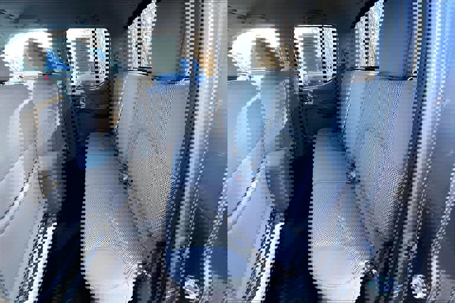 Used 2021 Nissan Frontier SV w/ Midnight Edition Floor Mats AWD/4WD image 19