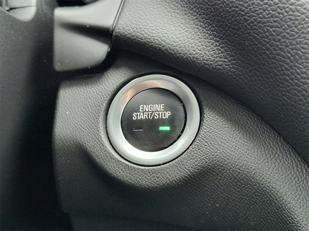 Used 2023 Chevrolet Equinox LT image 22