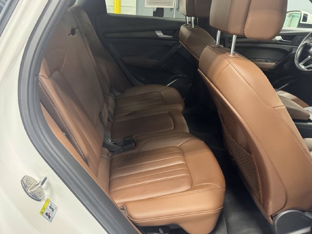 Used 2019 Audi Q5 Premium Plus w/ Convenience Package AWD/4WD image 33