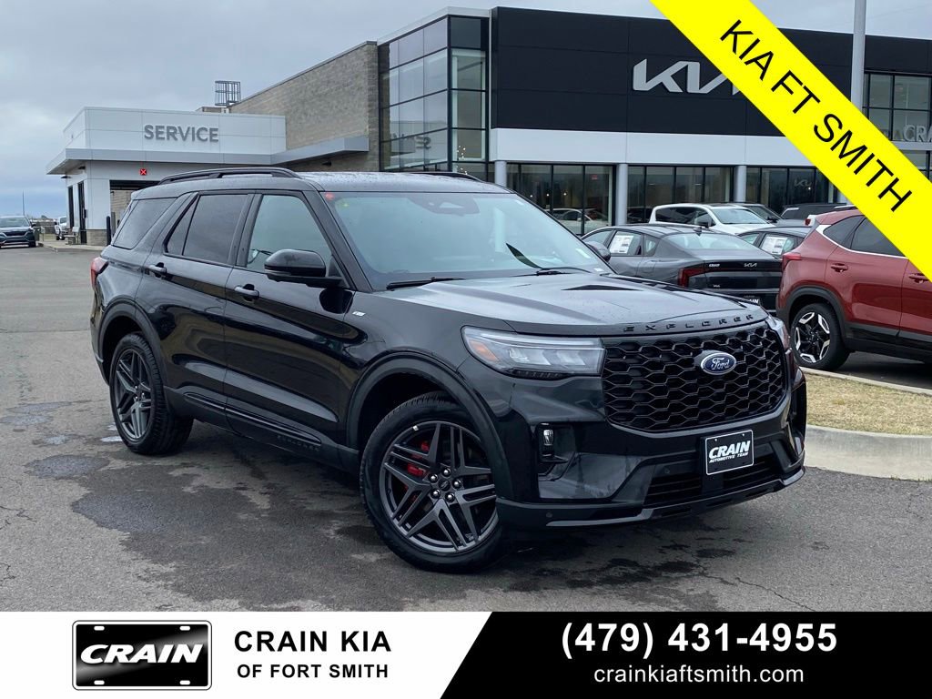 Used 2025 Ford Explorer ST-Line w/ ST-Line Street Pack image 1