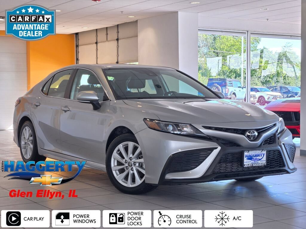 Used 2024 Toyota Camry SE