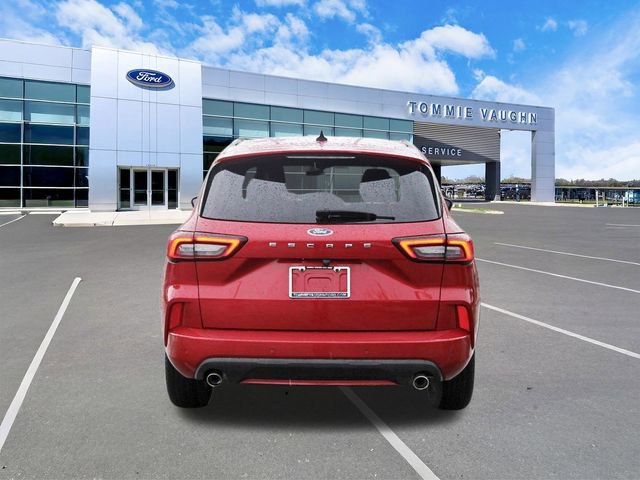 Used 2023 Ford Escape ST-Line w/ Tech Pack #1 FWD image 3
