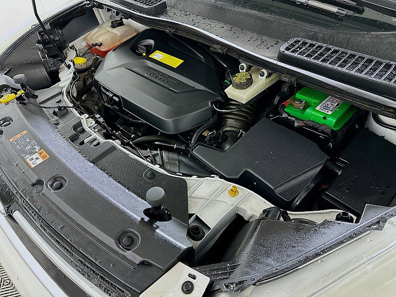 Used 2015 Ford Escape Titanium w/ Equipment Group 301A FWD image 31