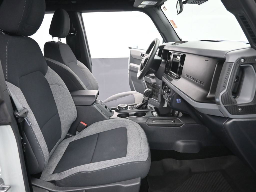 Certified 2022 Ford Bronco Base image 24