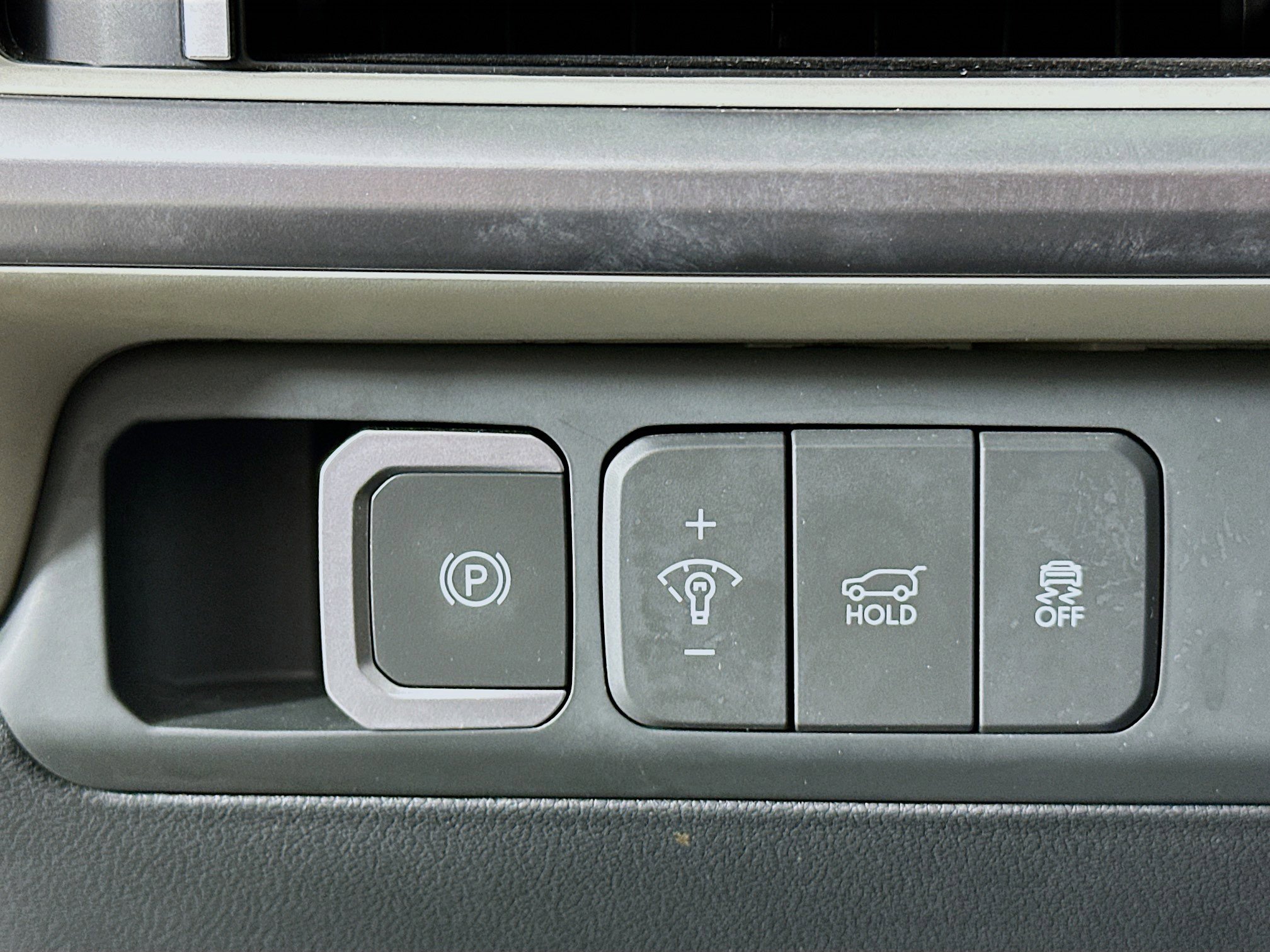 Used 2024 Hyundai Santa Fe SEL image 17