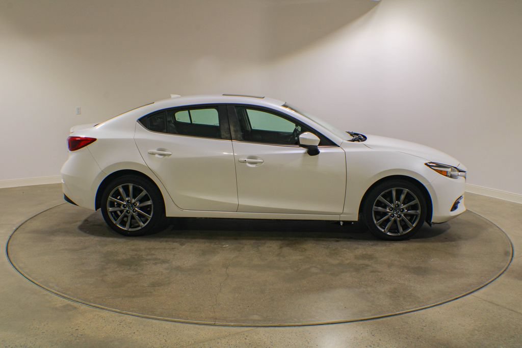 Used 2018 MAZDA MAZDA3 Grand Touring FWD image 6
