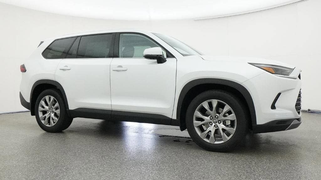 New 2026 Toyota Grand Highlander AWD Hybrid image 28