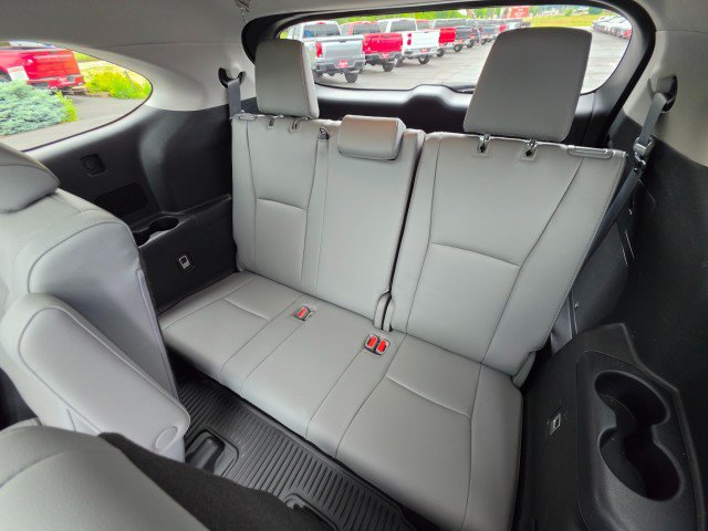 Used 2023 Toyota Highlander Platinum AWD/4WD image 22