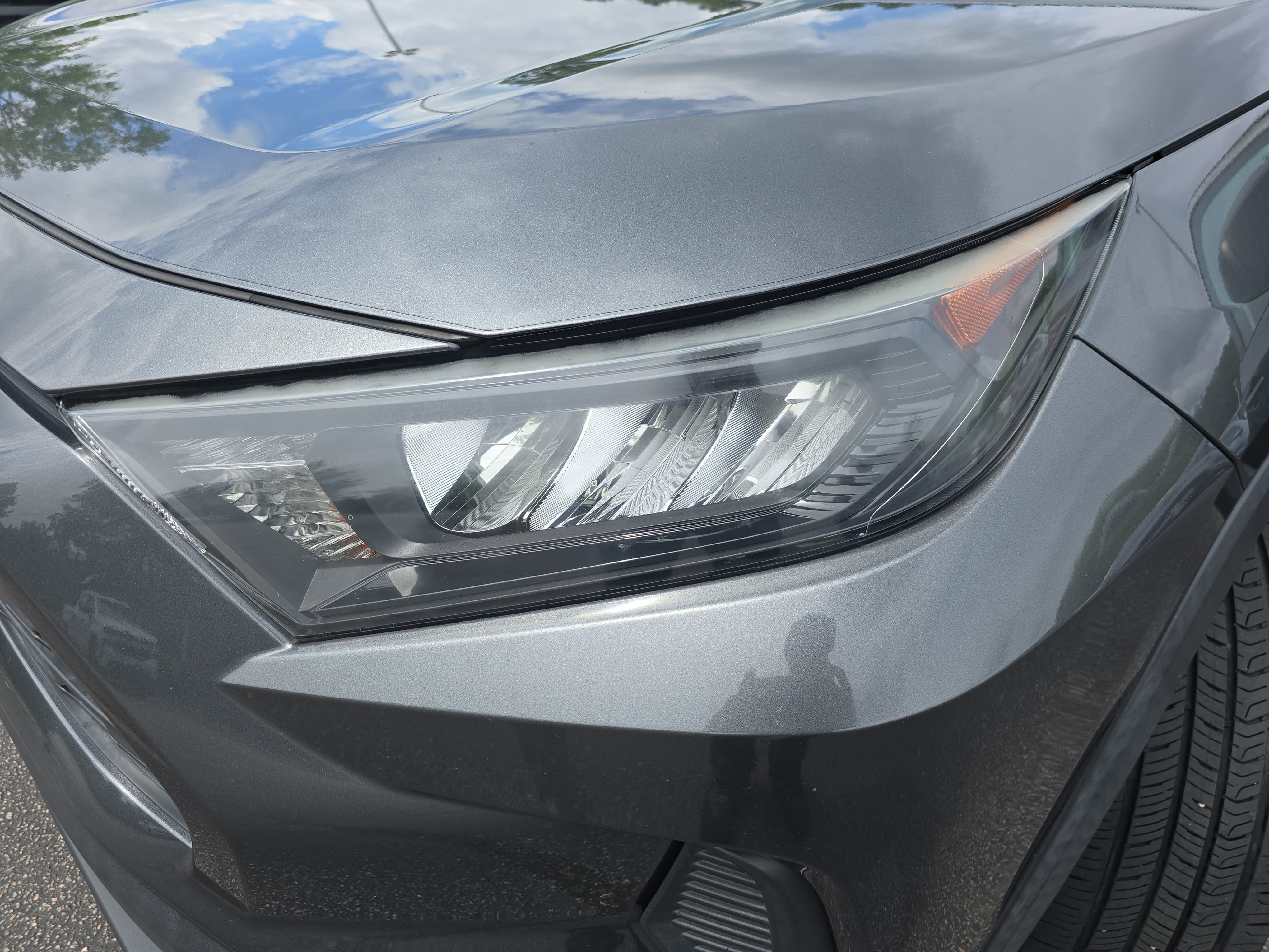 Used 2020 Toyota RAV4 LE FWD image 29