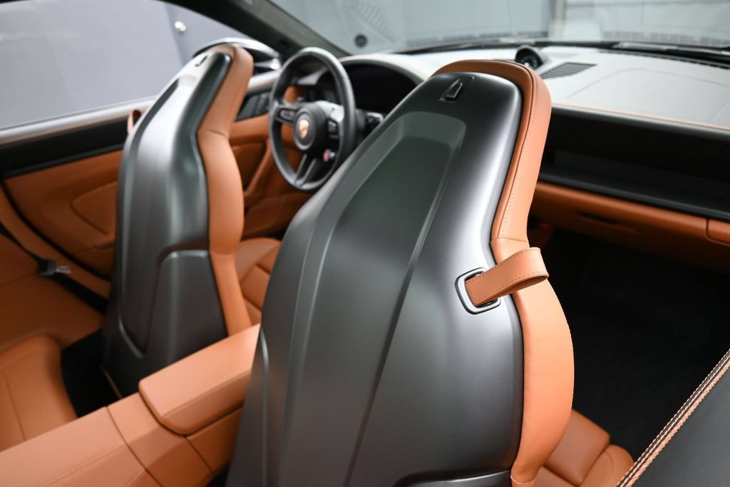 Certified 2026 Porsche 911 Carrera GTS RWD image 25