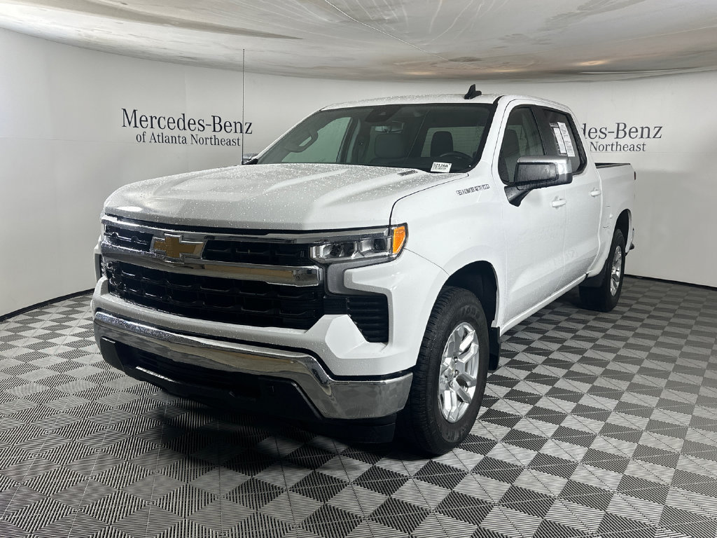 Used 2023 Chevrolet Silverado 1500 LT w/ Protection Package RWD image 3