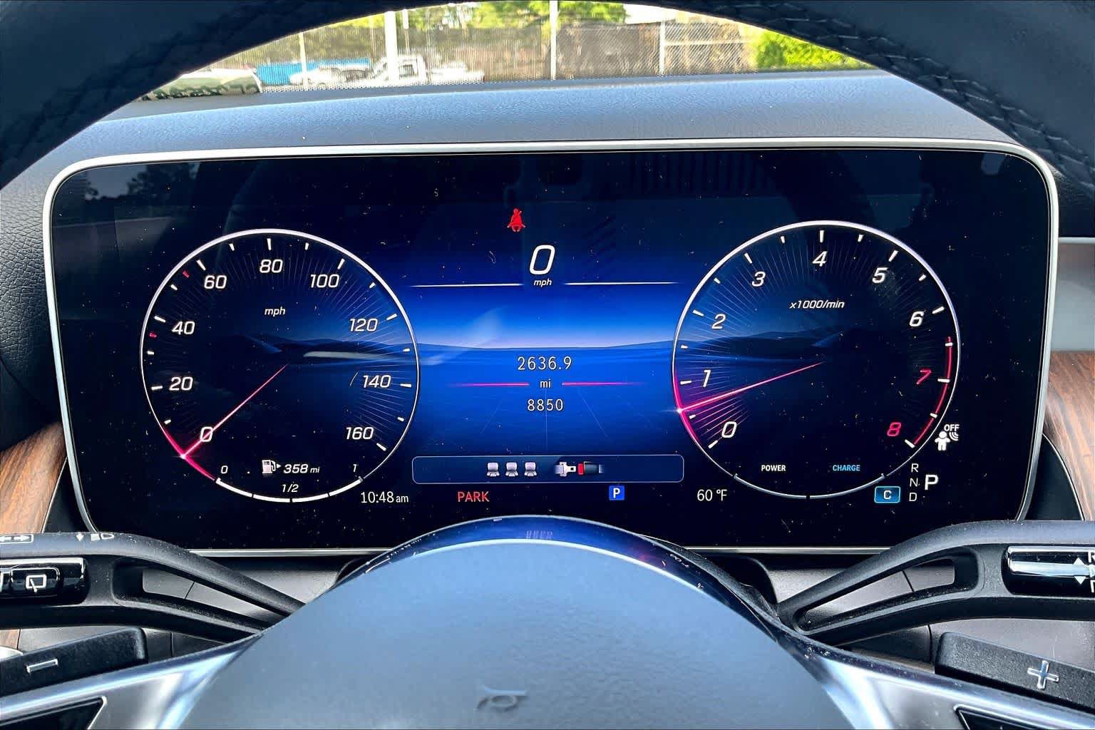 Used 2025 Mercedes-Benz GLC 300 4MATIC image 26