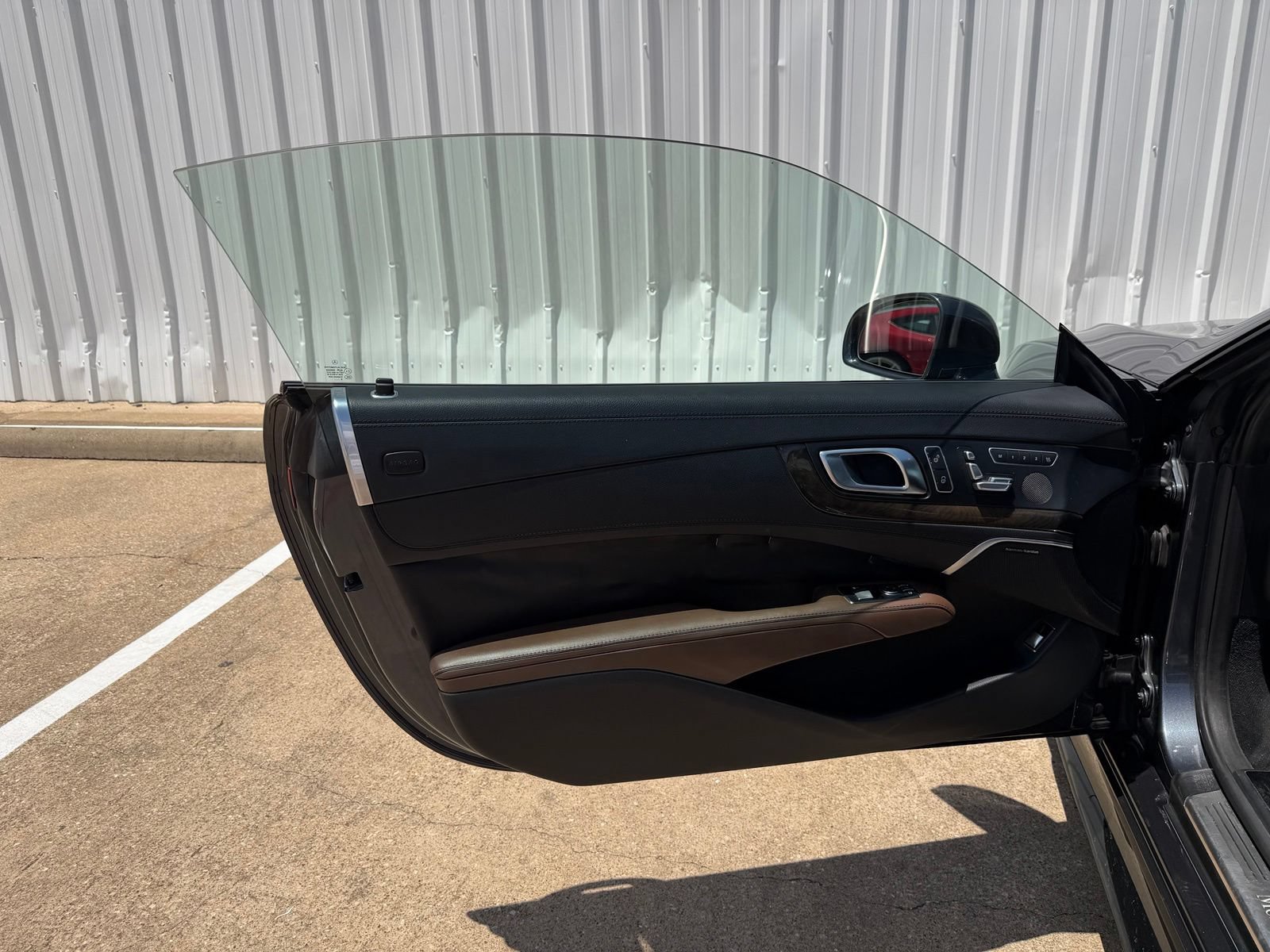 Used 2013 Mercedes-Benz SL 550 image 21