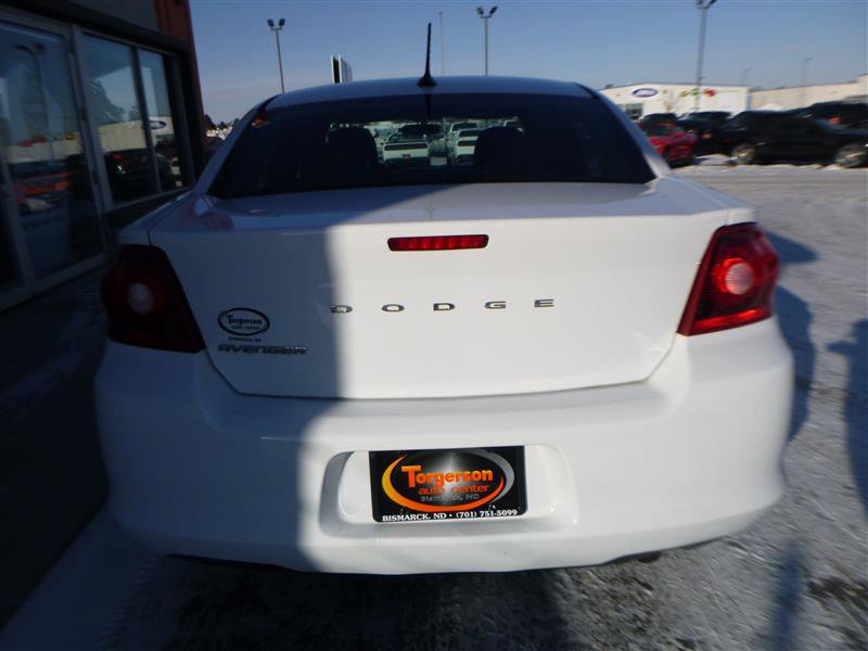 Used 2012 Dodge Avenger SE image 17