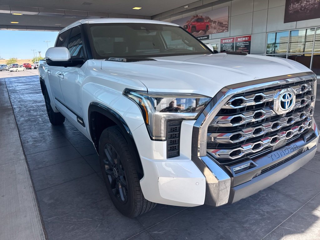 Used 2024 Toyota Tundra Platinum AWD/4WD image 3