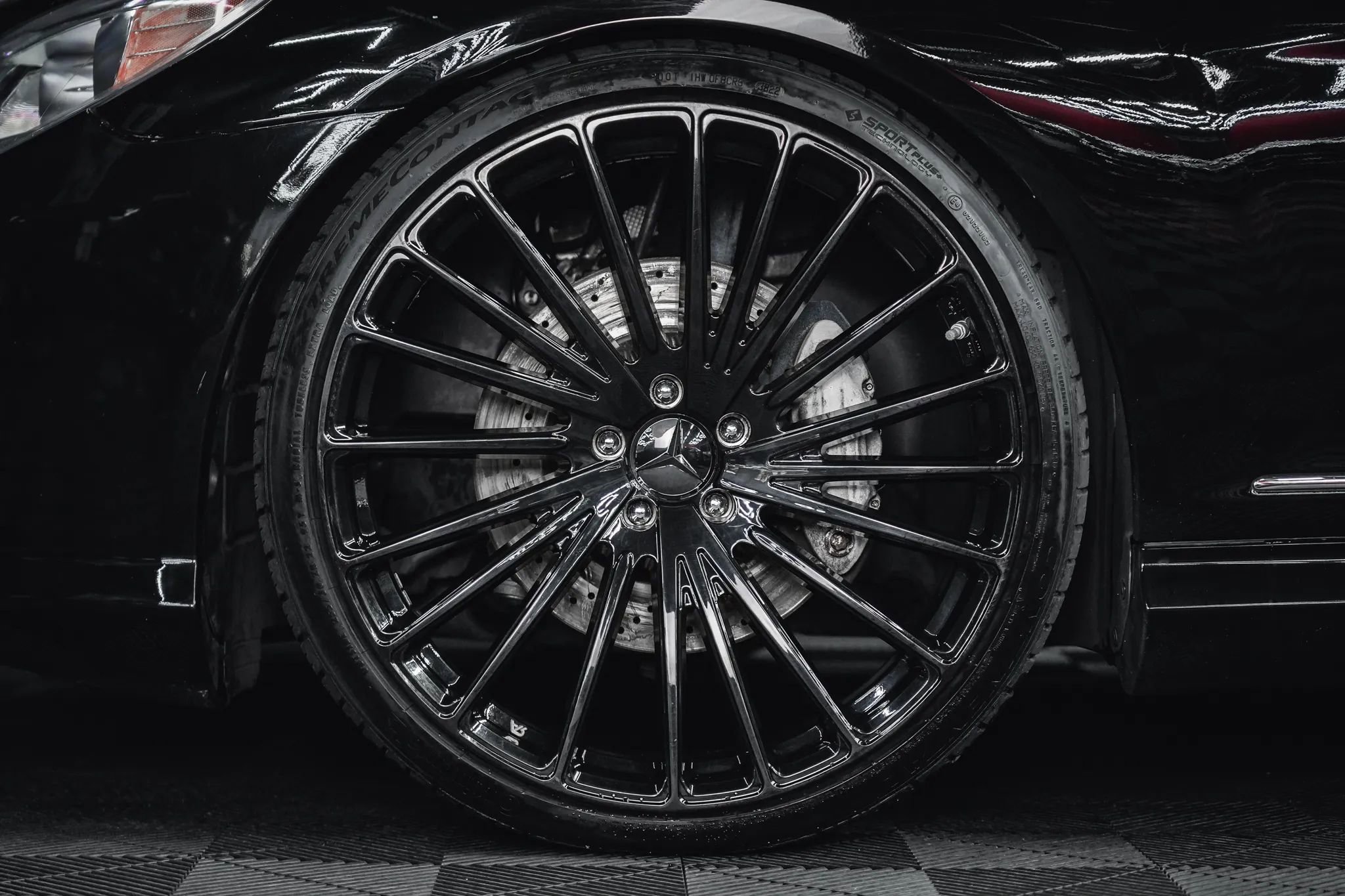 Used 2009 Mercedes-Benz CL 550 4MATIC image 11