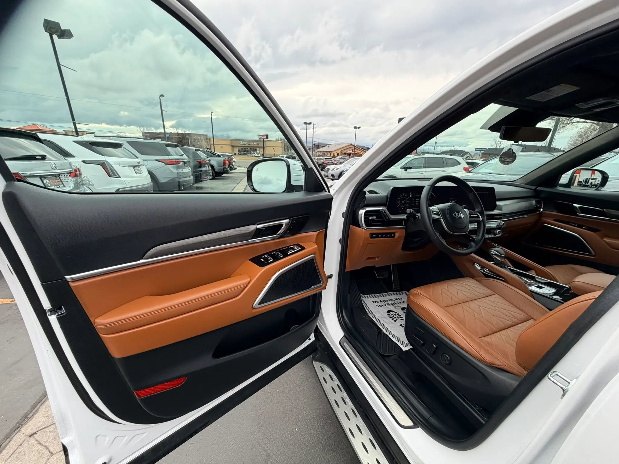 Used 2025 Kia Telluride SX Prestige X-Line image 10