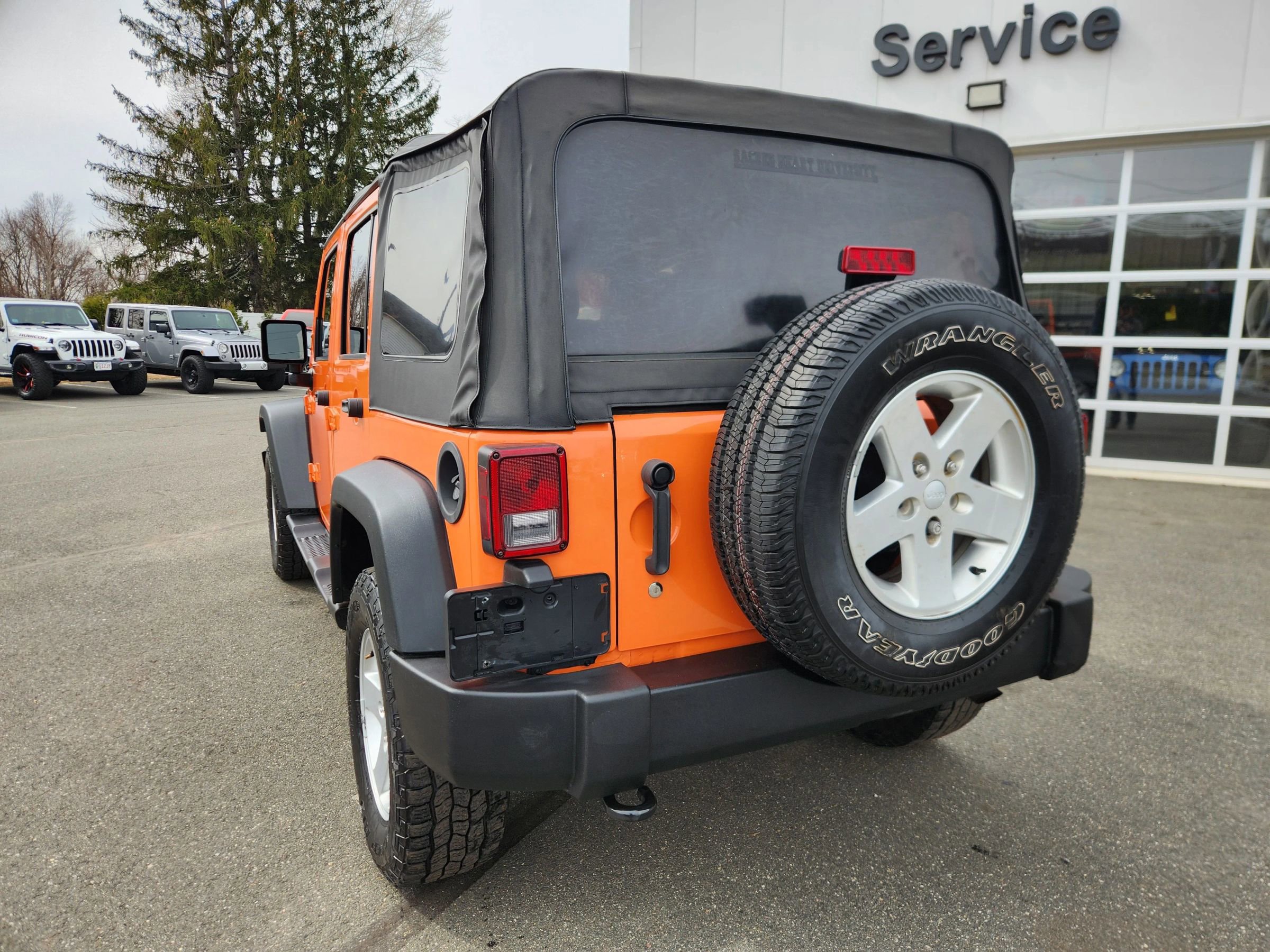 Used 2013 Jeep Wrangler Unlimited Sport AWD/4WD image 13