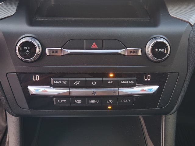 Used 2020 Ford Explorer XLT RWD image 19