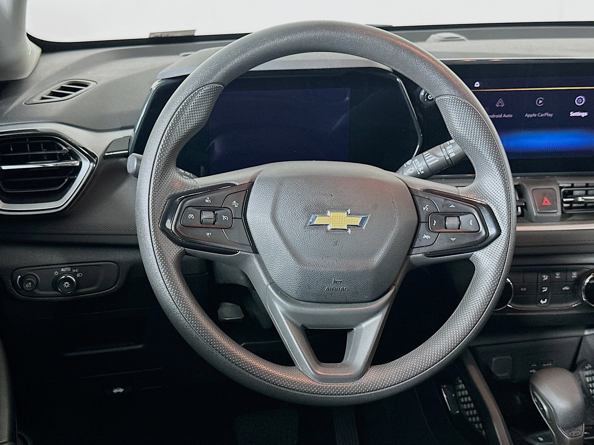 Used 2024 Chevrolet TrailBlazer LS FWD image 18