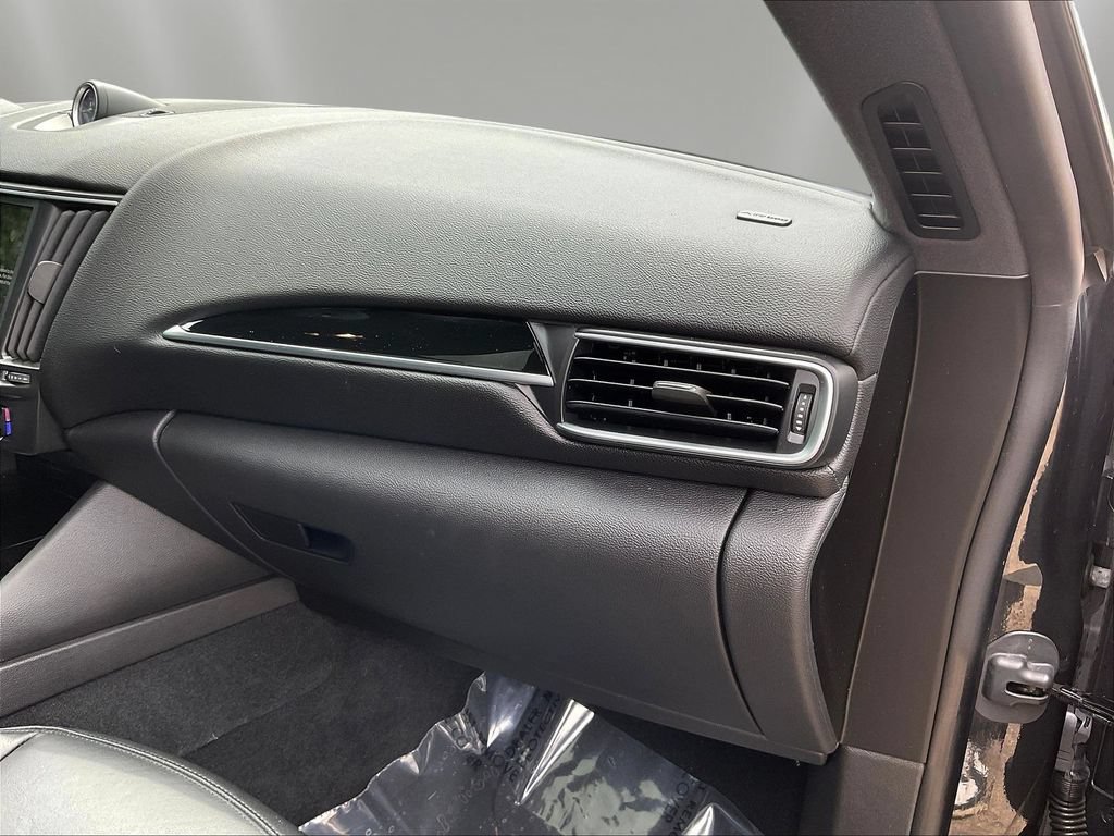 Used 2022 Maserati Levante GT AWD/4WD image 26