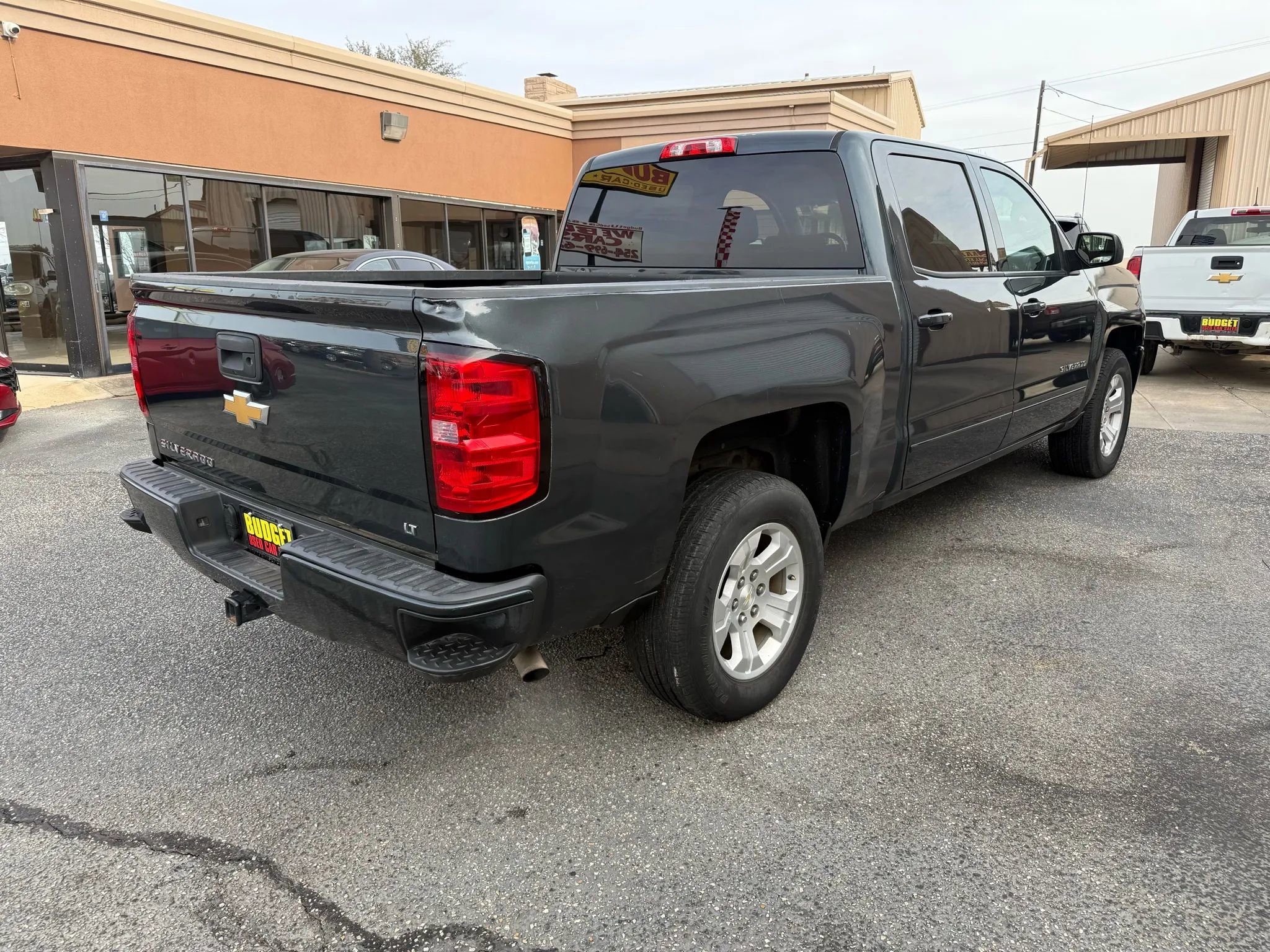 Used 2017 Chevrolet Silverado 1500 LT w/ All Star Edition AWD/4WD image 5