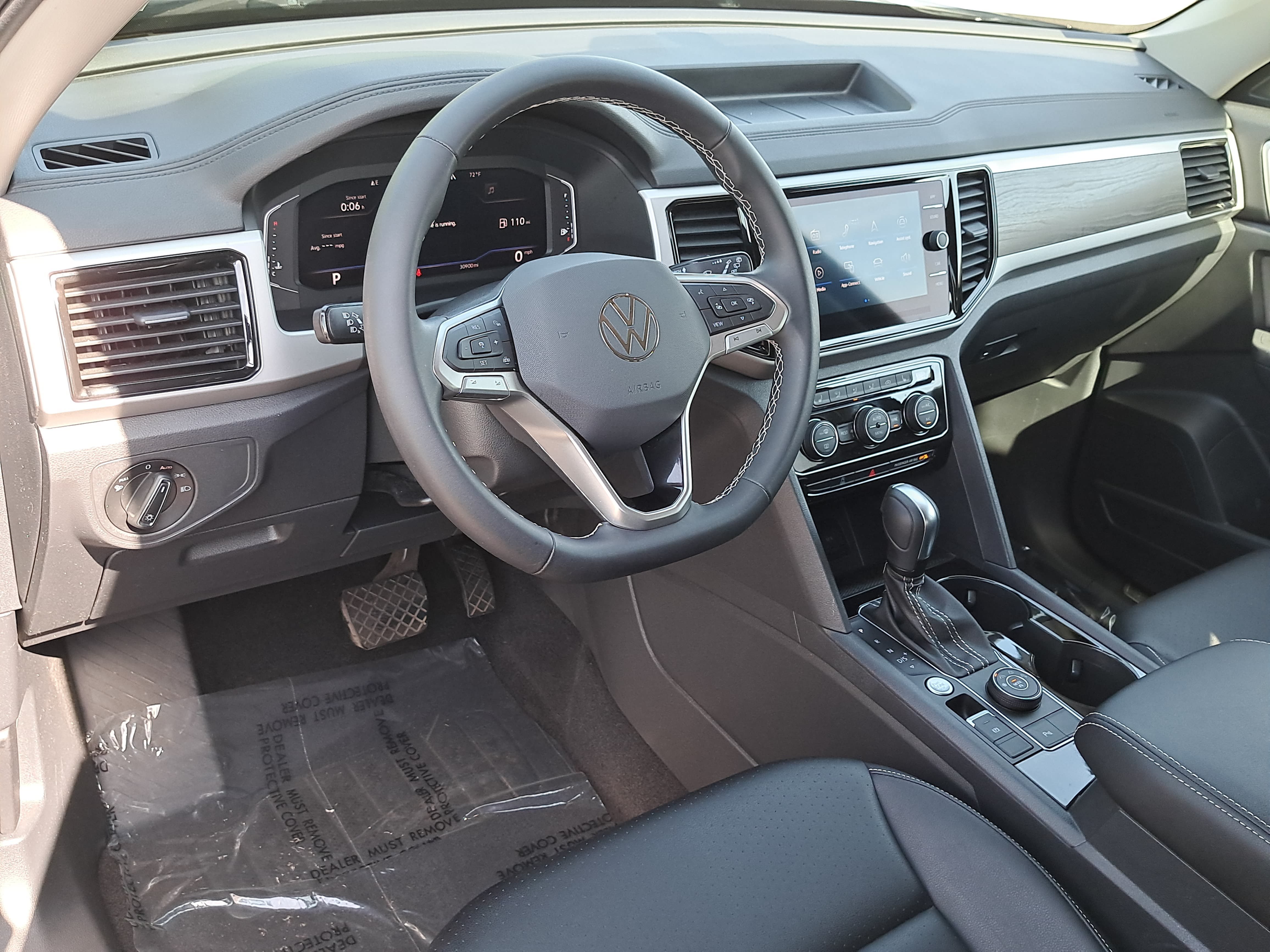 Used 2023 Volkswagen Atlas SE AWD/4WD image 16