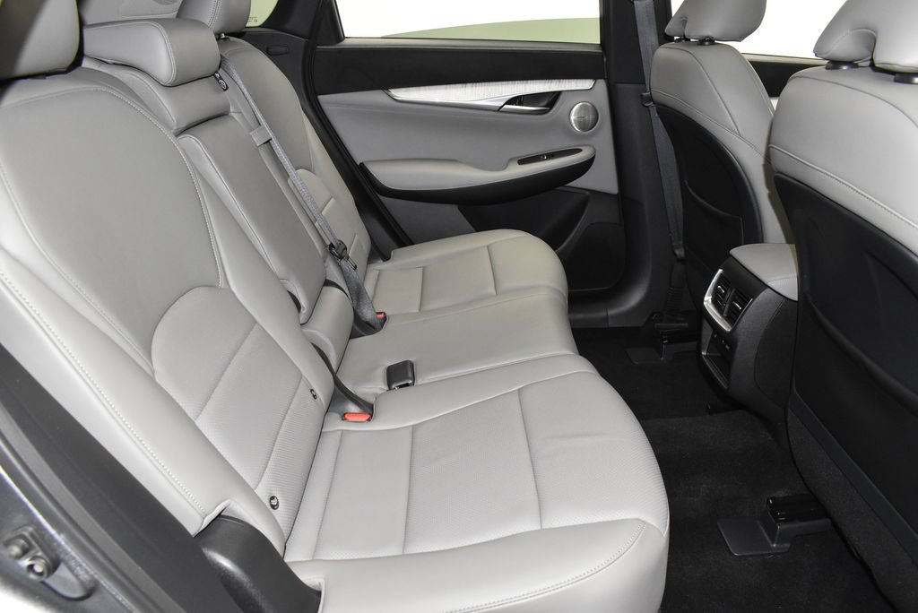 Used 2023 INFINITI QX50 Sensory w/ Accent Package AWD/4WD image 34
