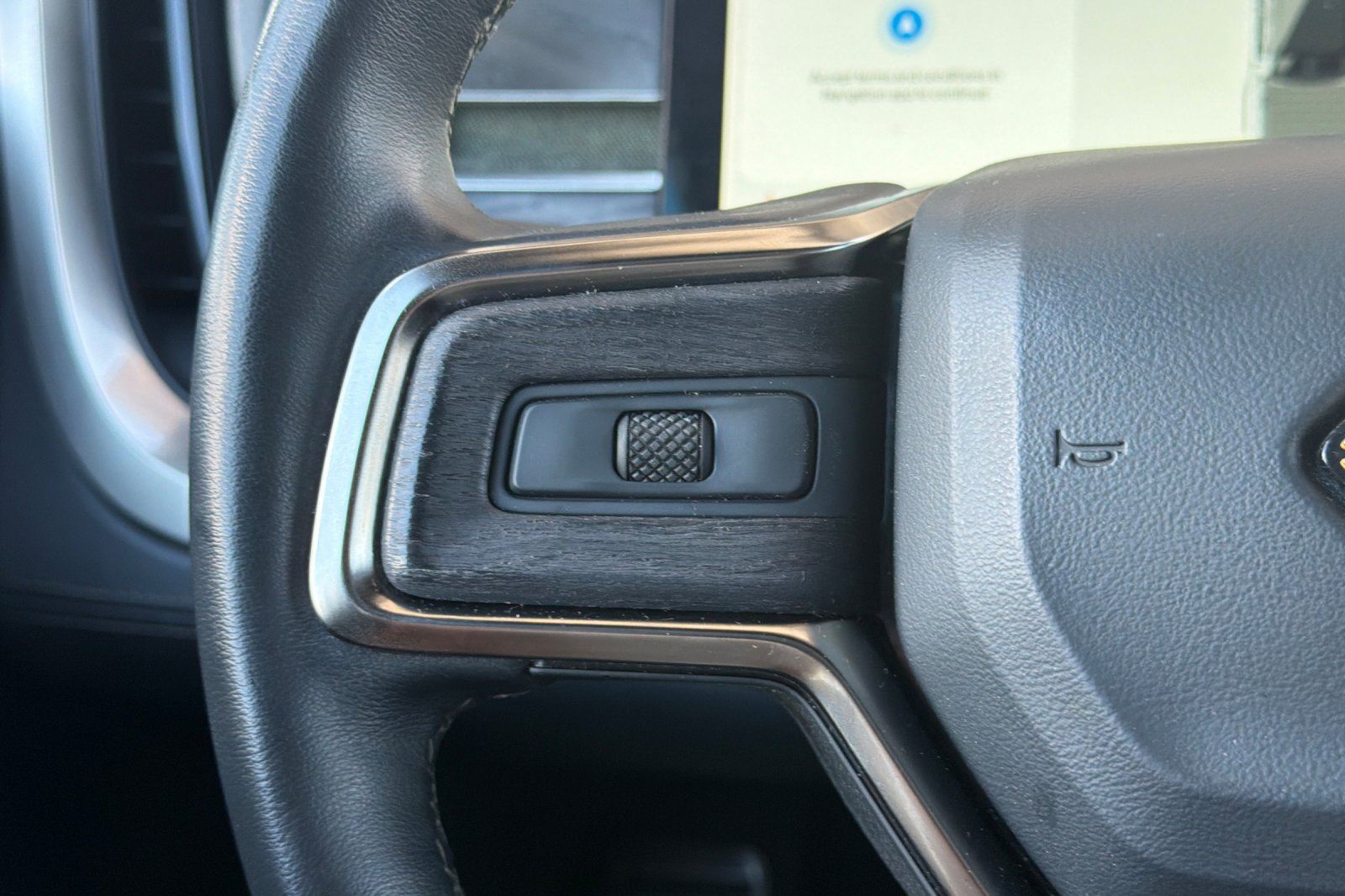 Used 2023 Rivian R1T Adventure Dual AWD/4WD image 28