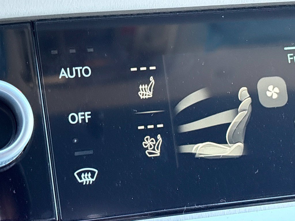 New 2027 Genesis GV70 2.5T Advanced AWD/4WD image 18