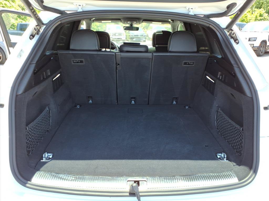 Used 2024 Audi Q5 e Prestige w/ Prestige Package AWD/4WD image 13