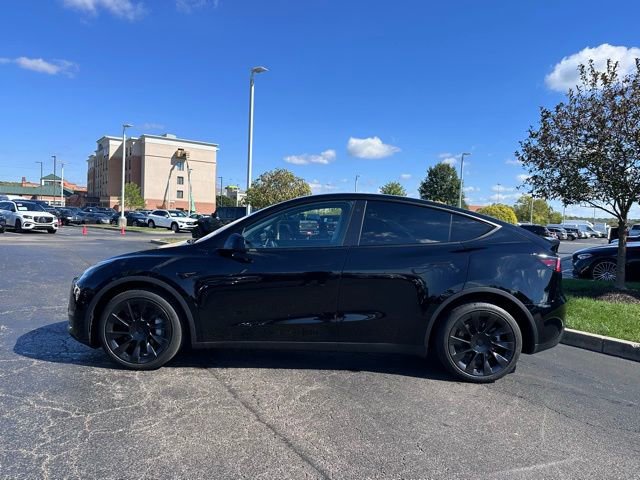 Used 2022 Tesla Model Y Long Range image 10