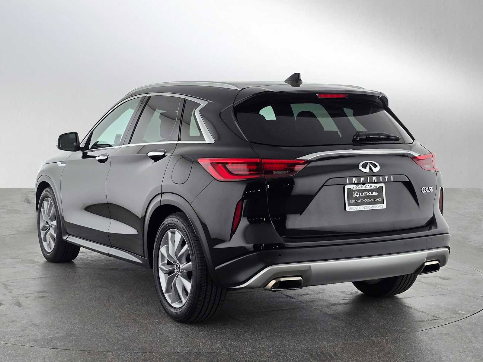 Used 2020 INFINITI QX50 Luxe image 5