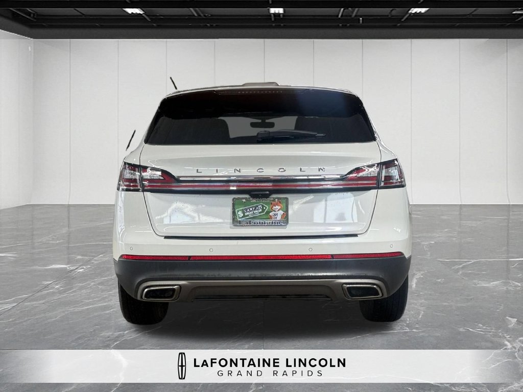 Certified 2023 Lincoln Nautilus AWD image 4