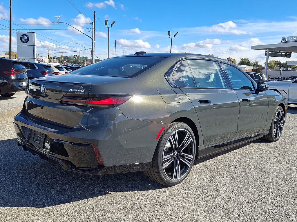 New 2026 BMW i7 xDrive60 AWD/4WD image 7