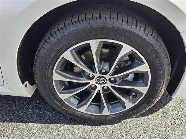 Used 2018 Toyota Avalon XLE Premium w/ All Weather Liner Package image 16