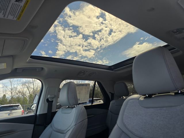 New 2026 Ford Explorer Active image 21