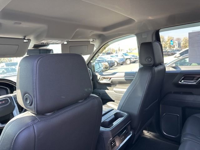Used 2022 GMC Sierra 1500 SLT w/ SLT Premium Package AWD/4WD image 10