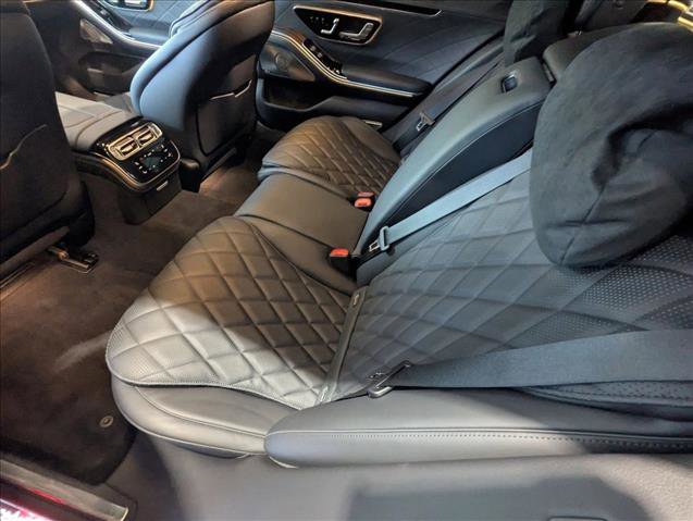 Used 2025 Mercedes-Benz S 580 4MATIC Sedan image 20