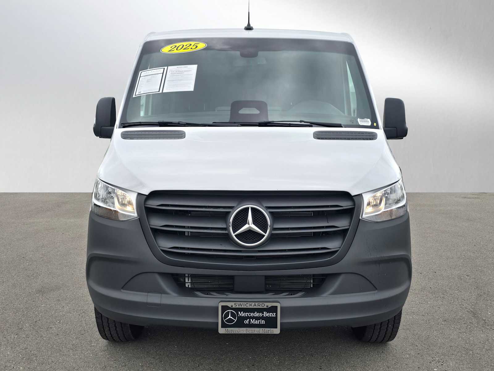 Used 2025 Mercedes-Benz Sprinter 2500 image 8