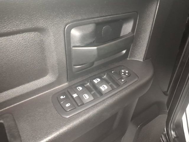 Used 2017 RAM 3500 Tradesman w/ Chrome Appearance Group image 13