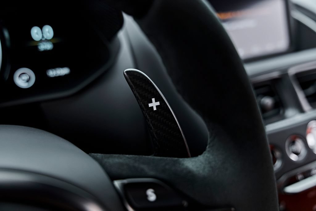 Used 2023 Aston Martin DBS Coupe RWD image 73