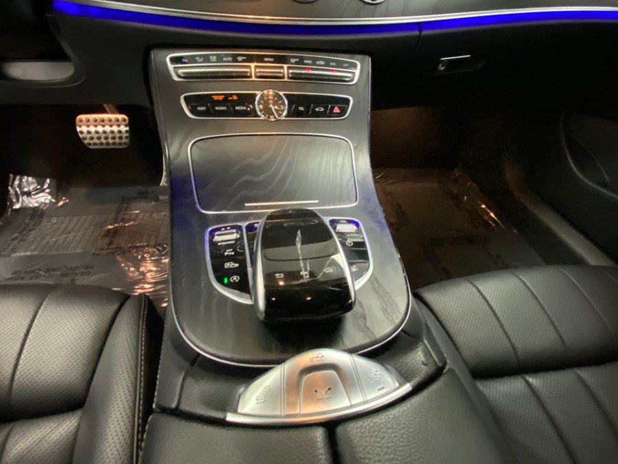 Used 2019 Mercedes-Benz E 450 4MATIC Cabriolet image 38