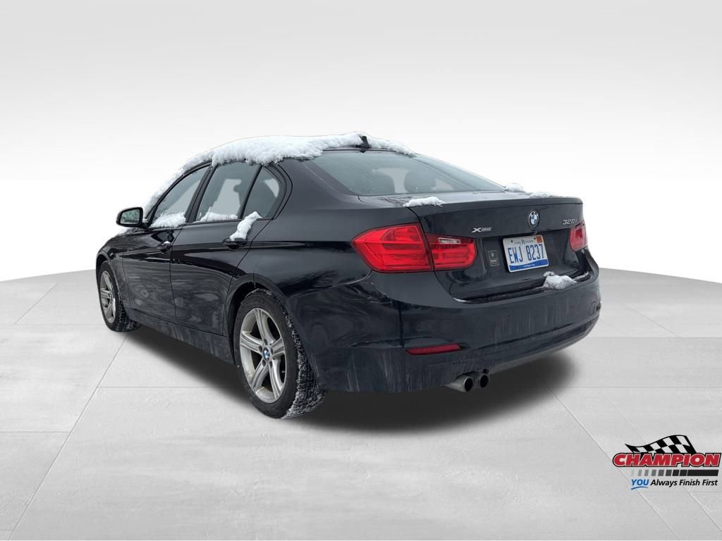 Used 2015 BMW 328i xDrive Sedan video 3