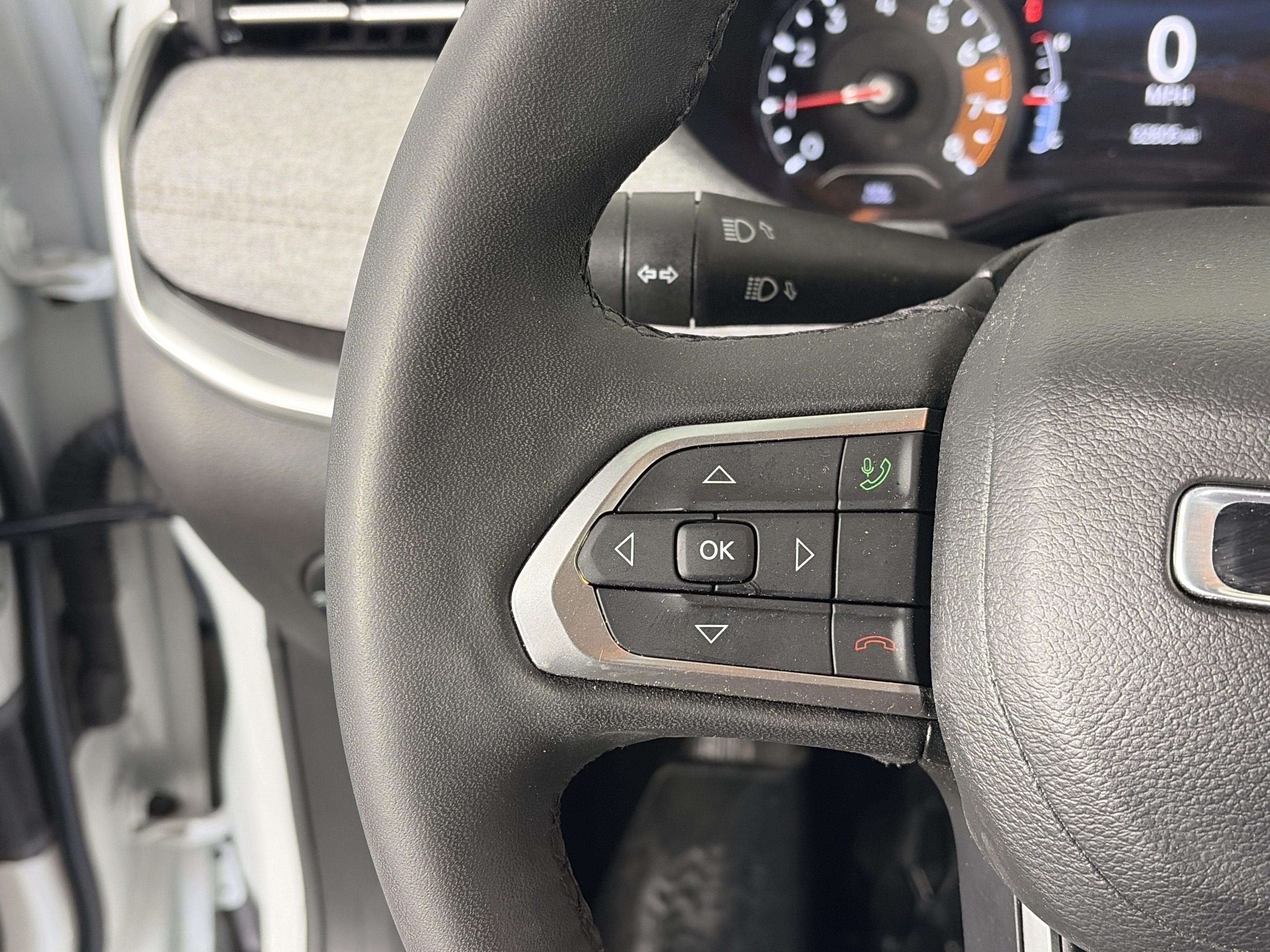 Used 2023 Jeep Compass Latitude AWD/4WD image 29