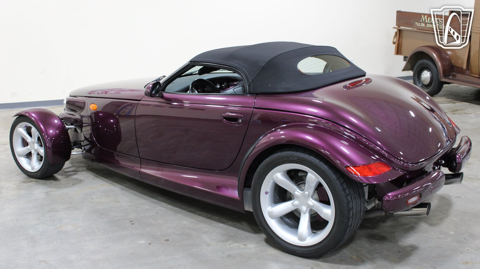 Used 1999 Plymouth Prowler RWD image 40