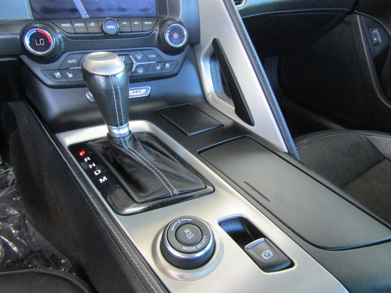 Used 2014 Chevrolet Corvette Stingray Convertible w/ 2LT Preferred Equipment Group RWD image 19